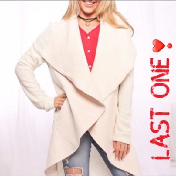 sunsparkles Jackets & Blazers - Luxurious Cream draped open front sweater jacket